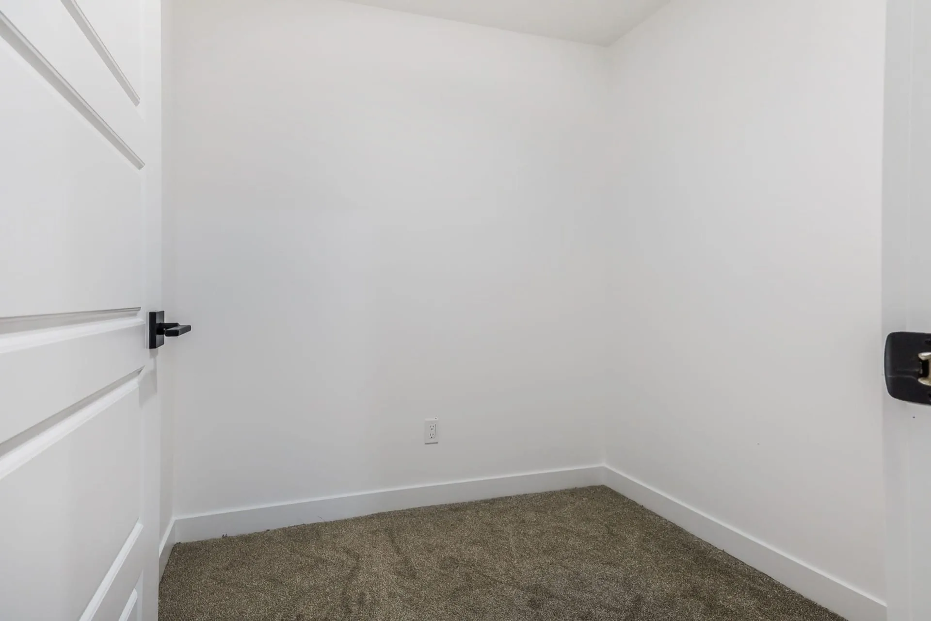 148 Ave Lifestyle Basement, Calgary photo in Coventry Hills