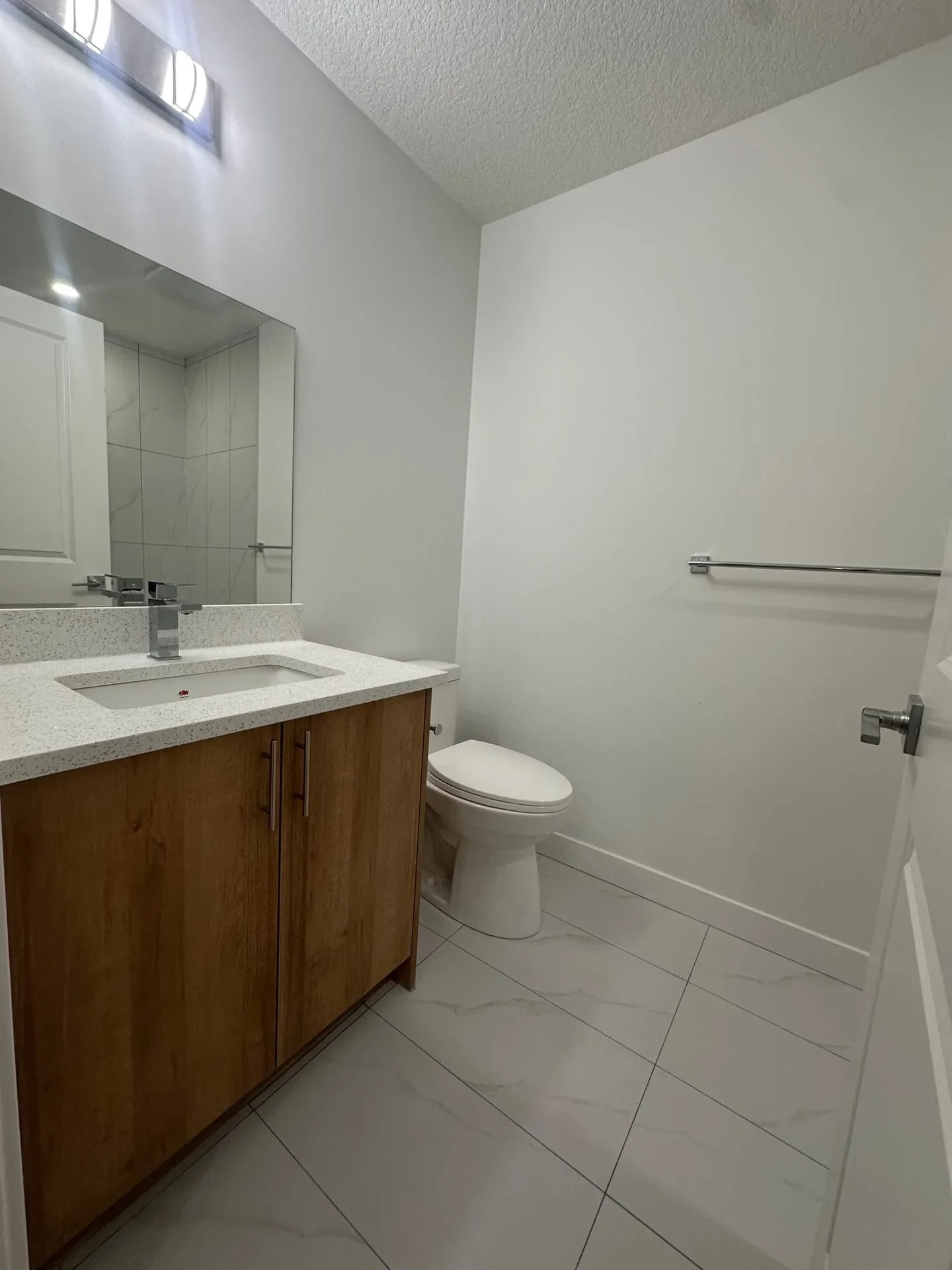Baneberry Legal Suite, Calgary photo in Belmont