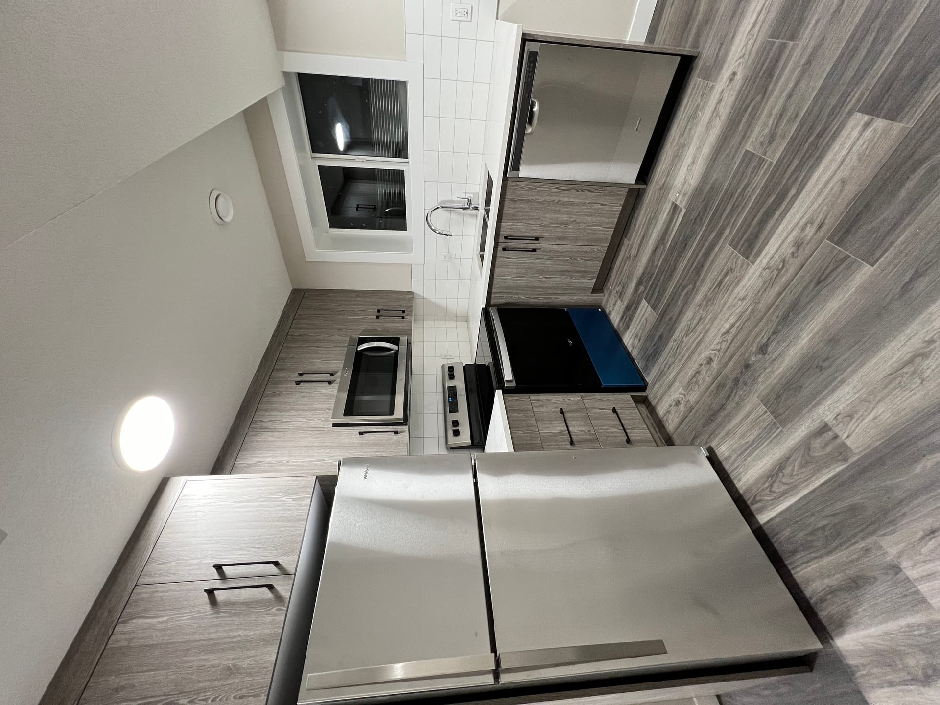 Bayview Legal Suite, Calgary