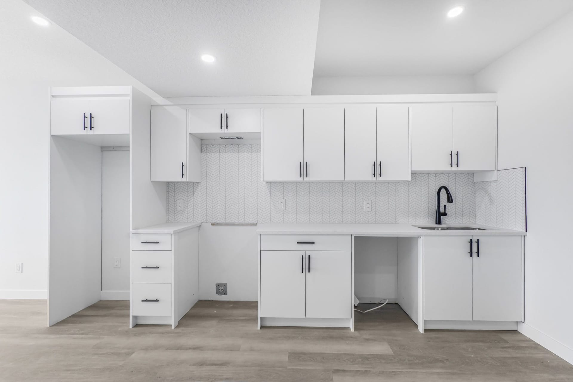 Homestead Legal Suite, Calgary