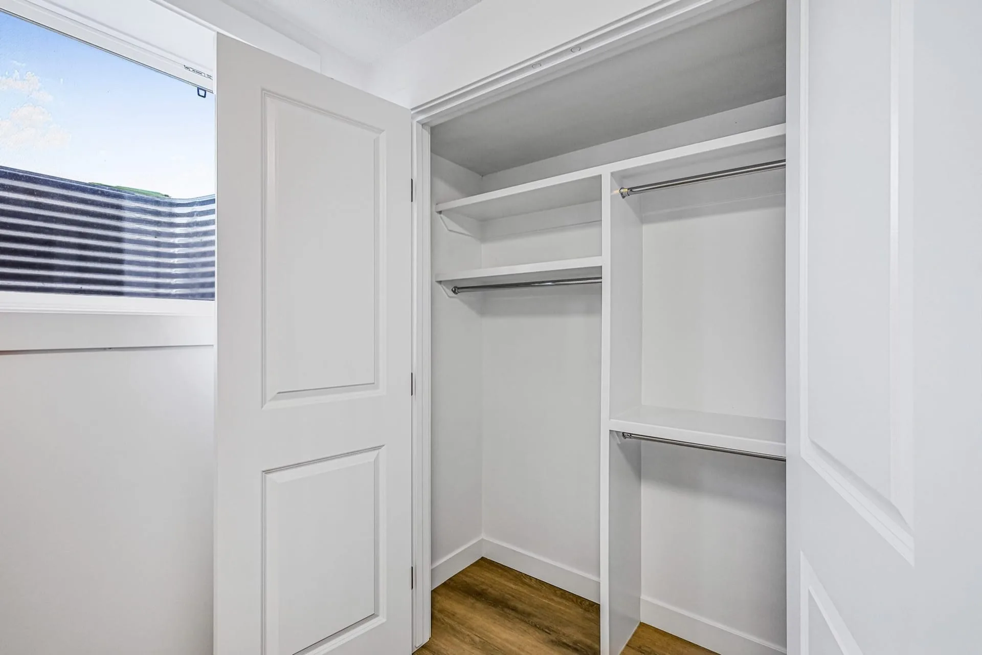 Magnolia Garage & Legal Suite, Calgary photo in Mahogany