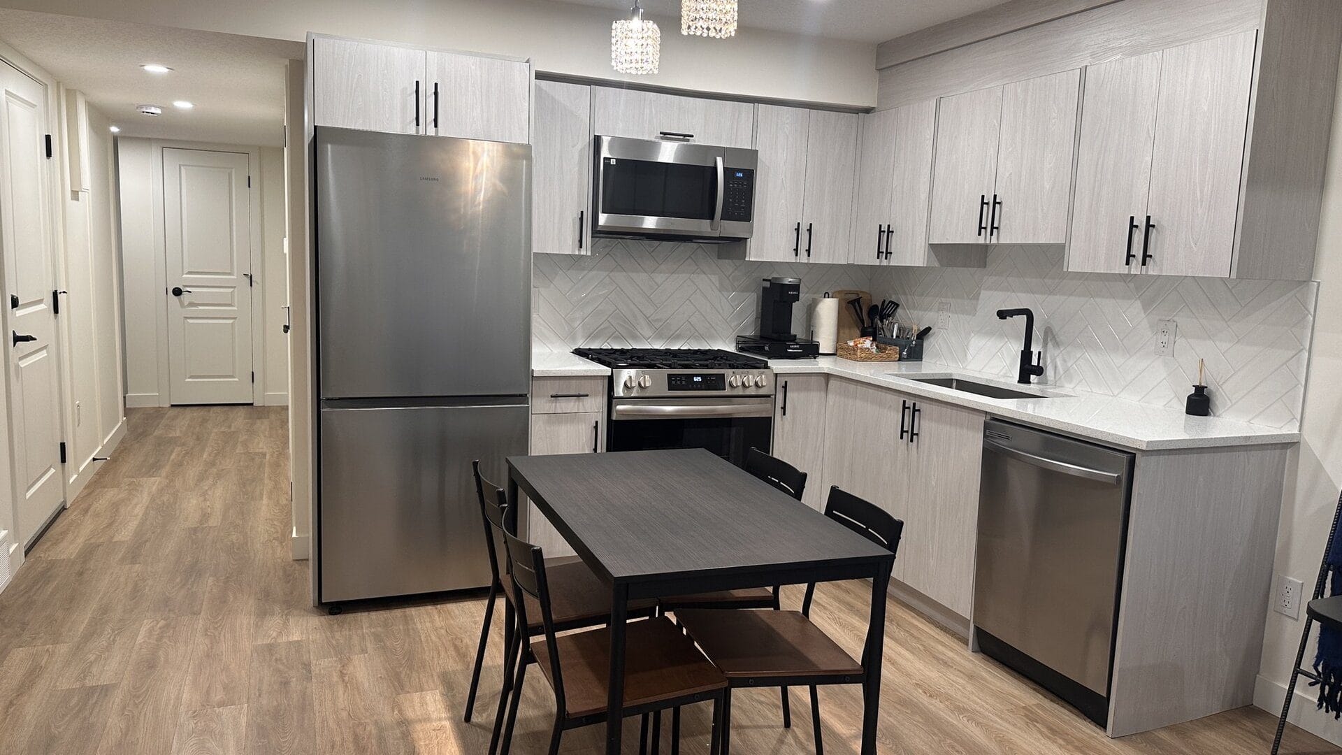 Pantego Conversion, Calgary