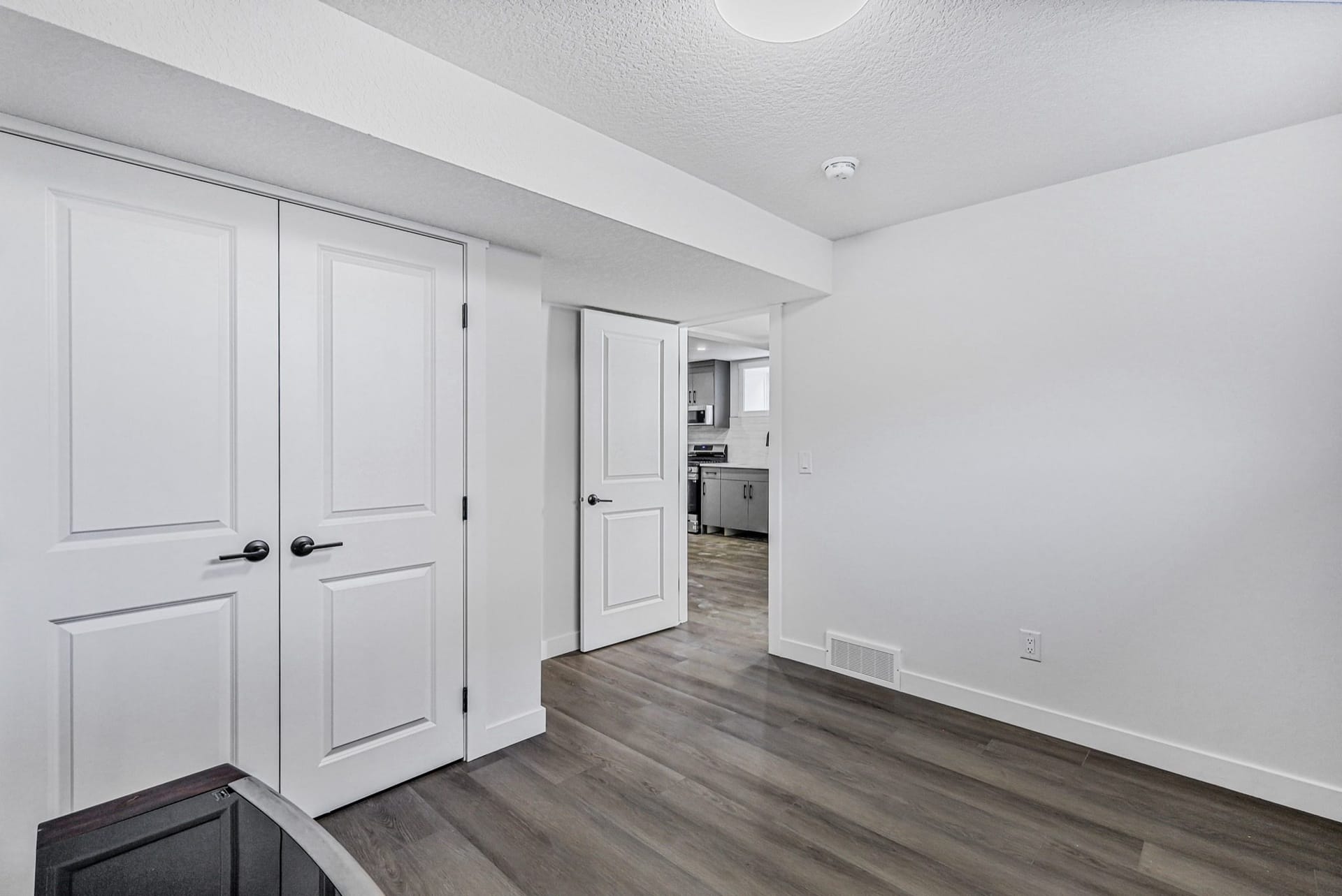 Walgroove Legal Suite, Calgary